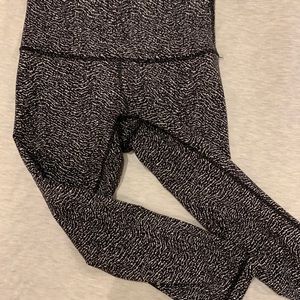 Lululemon wunder under 21 inch